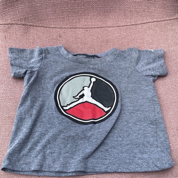 Jordan baby set - Picture 2 of 3